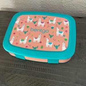 Bentgo Lunch Box with Llama Design